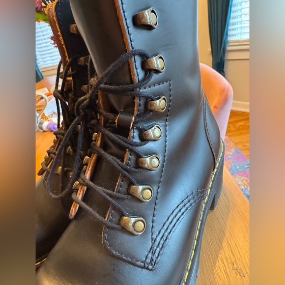 LEONA WOMEN'S VINTAGE SMOOTH LEATHER HEELED BOOTS - Picture 10 of 11